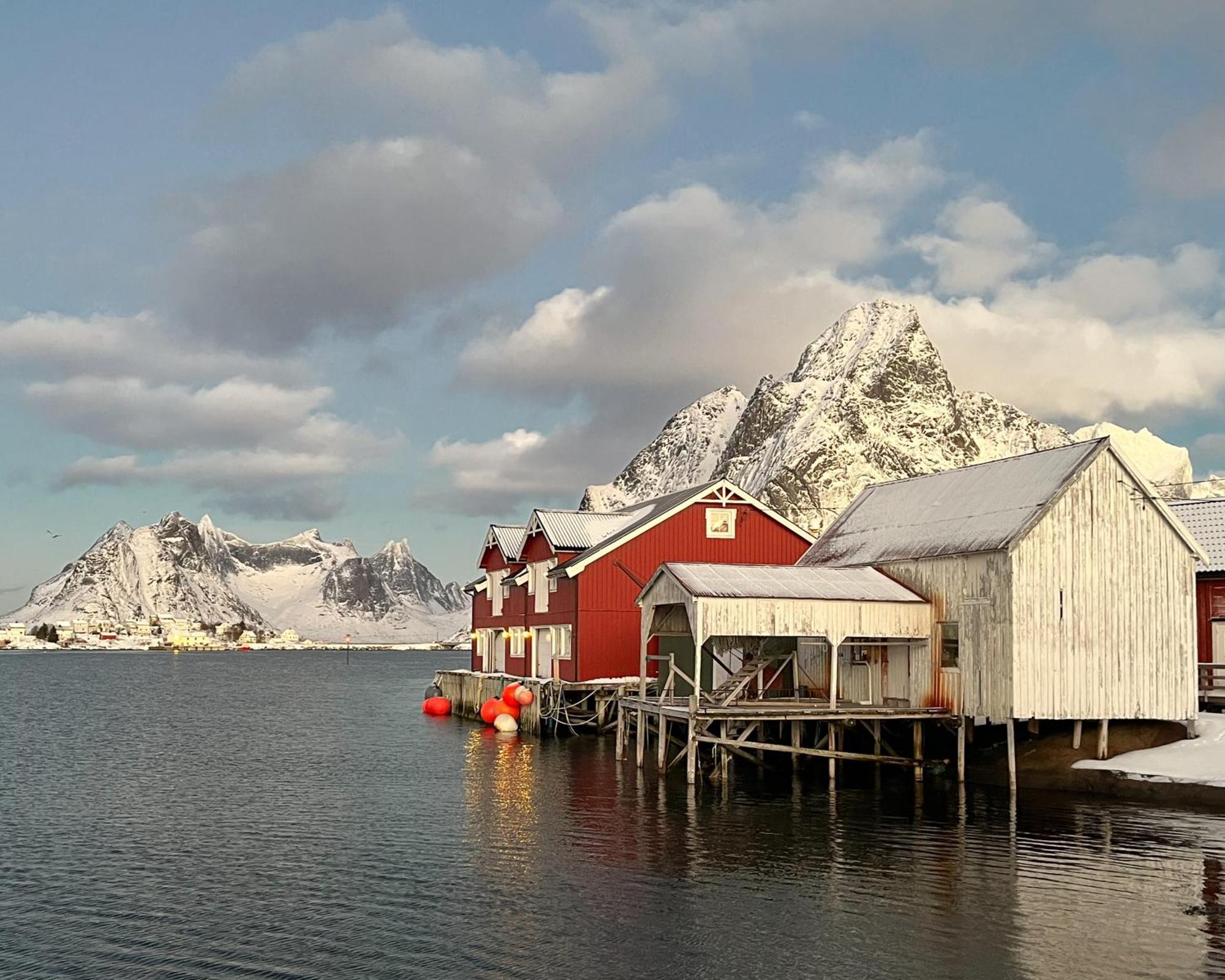 Husly - Your With Reinebringen View Reine