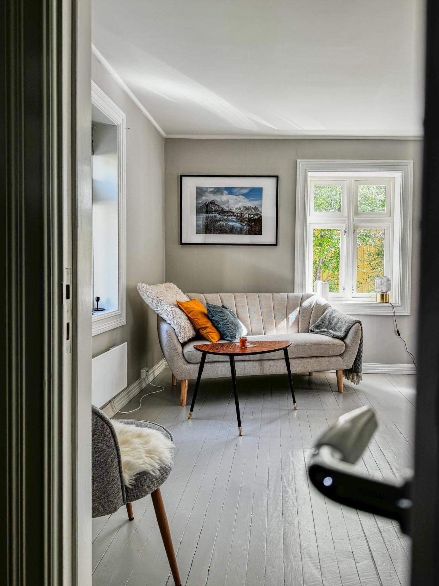 Husly - Your With Reinebringen View Villa Reine