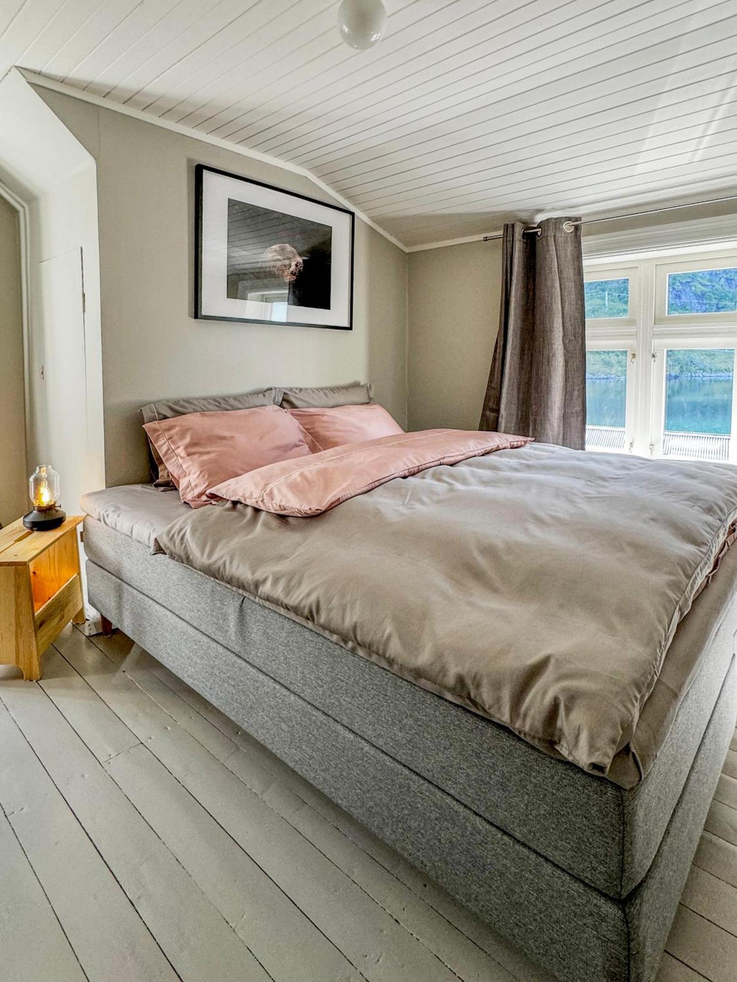 Husly - Your With Reinebringen View Villa *